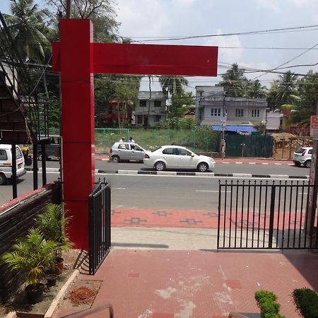 Marwa Inn Thiruvananthapuram Екстериор снимка